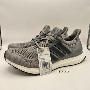 ADIDAS ULTRABOOST 1.0 MEN'S 10 GREY BOOST RUNNING SHOES HQ4200 NWOB